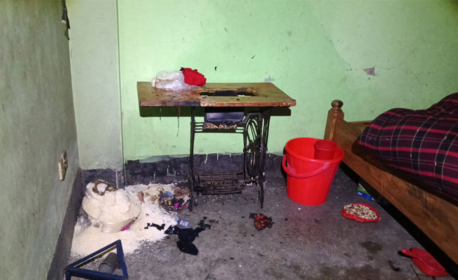 সিলিন্ডার বিস্ফোরণে দগ্ধ-৩, প্রতিকার চেয়ে গাজীপুরের হাসপাতালে বার্ন বিভাগ চালুর দাবি