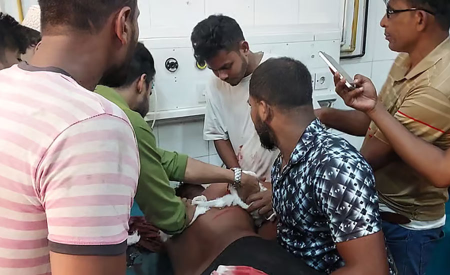 মাদারীপুরে বিএনপির মিছিলে ছাত্রলীগ নেতা ও তাঁর দুই ভাই, সবাইকে কুপিয়ে আহত