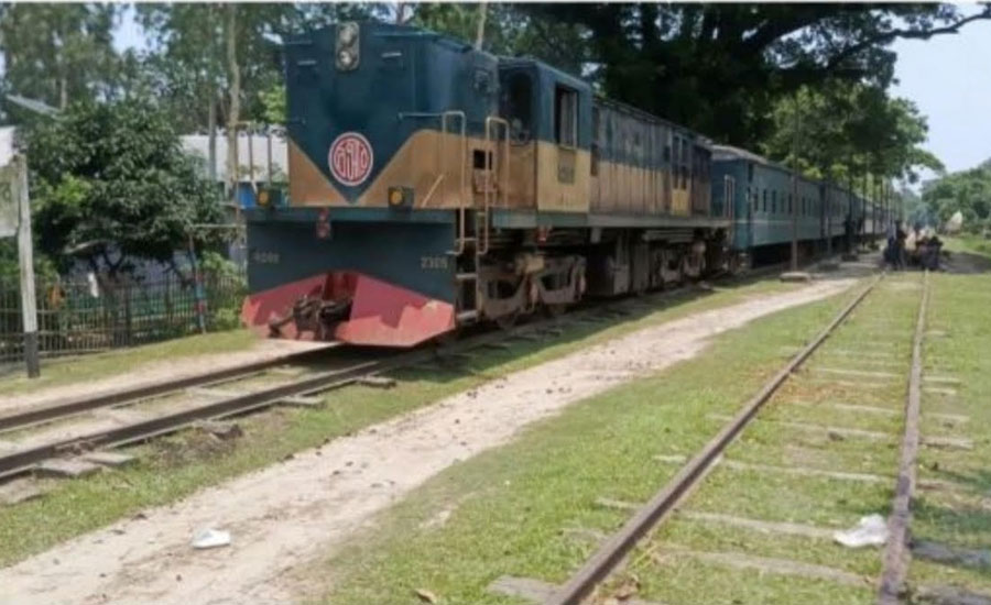 মাত্র ২৯ কিলোমিটার, সময় লাগে আড়াই ঘণ্টা, অবহেলায় কুড়িগ্রাম-চিলমারী রেলপথ