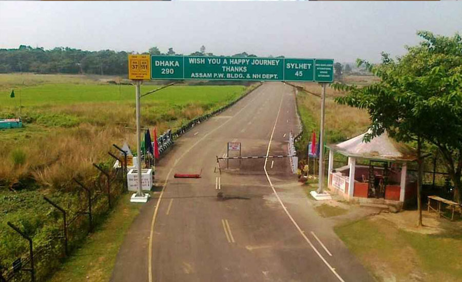 বাংলাদেশ সীমান্তঘেঁষা আদিবাসীদেরকে অস্ত্রের লাইসেন্স দিচ্ছে ভারত!