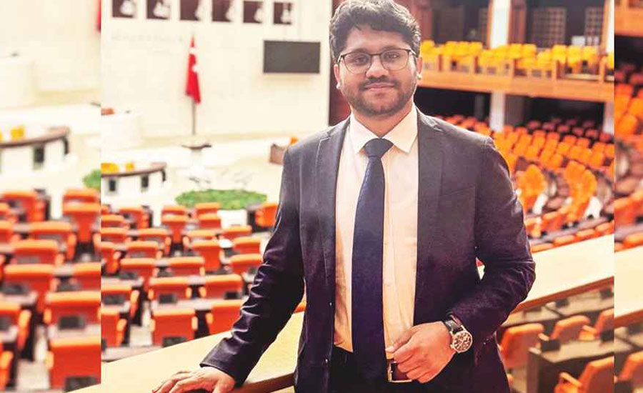মালদ্বীপে ৩৩ বছর বয়সী বাংলাদেশি রাষ্ট্রদূত, কে এই নাজমুল?  