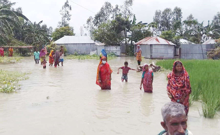 তিস্তায় পানি বৃদ্ধি অব্যাহত, পানিবন্দি শতাধিক গ্রামের মানুষ