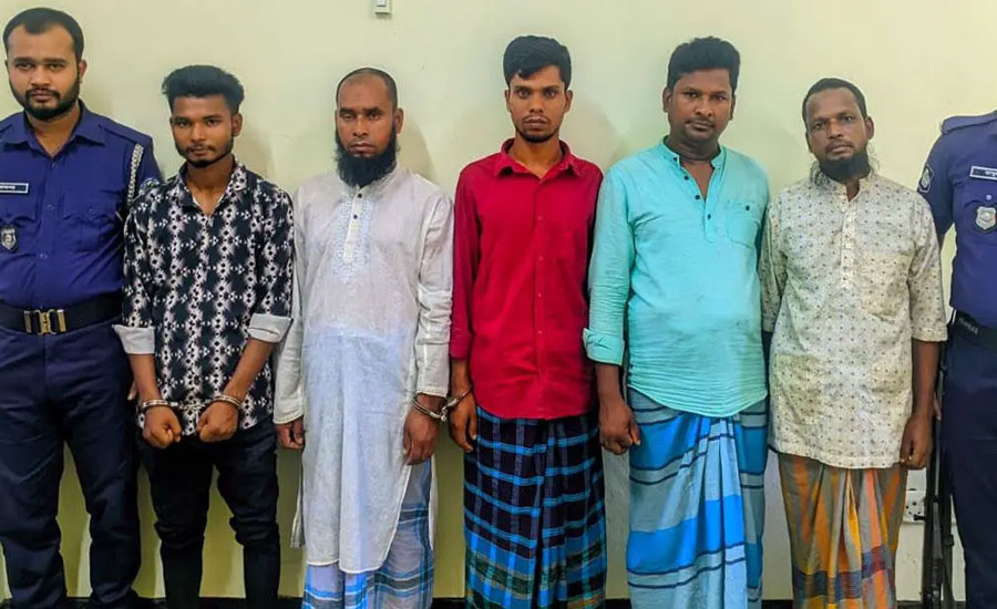 সিলেটে পাথর লুটের ঘটনায় ৫ জন গ্রেপ্তার
