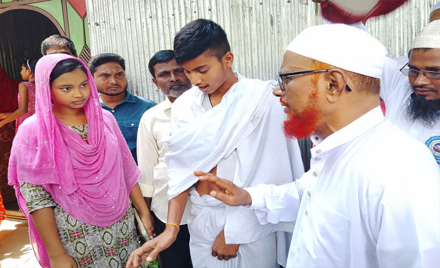 তারাগঞ্জে রূপলাল এর বাড়িতে এটিএম আজহারুল ইসলাম