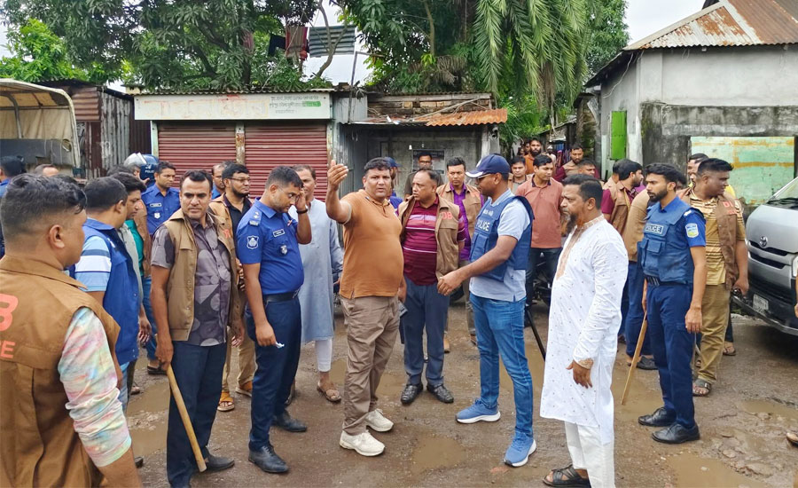 ময়মনসিংহে যুবতীকে শ্লীলতাহানি, পুলিশের ওপর হামলা আটক-১৭