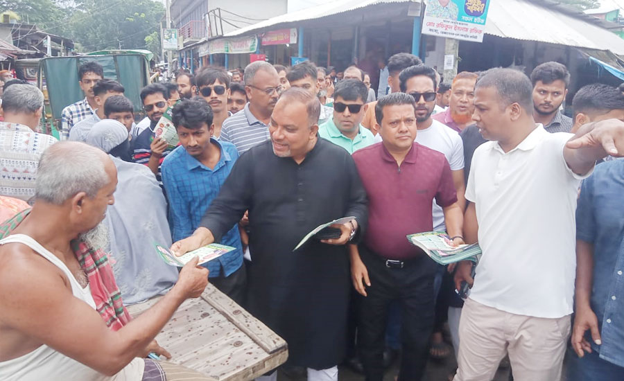 উজিরপুরে ৩১দফা বাস্তবায়নের দুলাল হোসেনের লিফলেট বিতরণ 