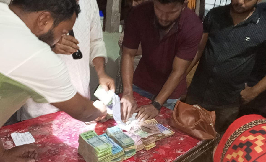 তারাগঞ্জে ১০ লাখ টাকা ও হিরোইনসহ দম্পতি গ্রেফতার