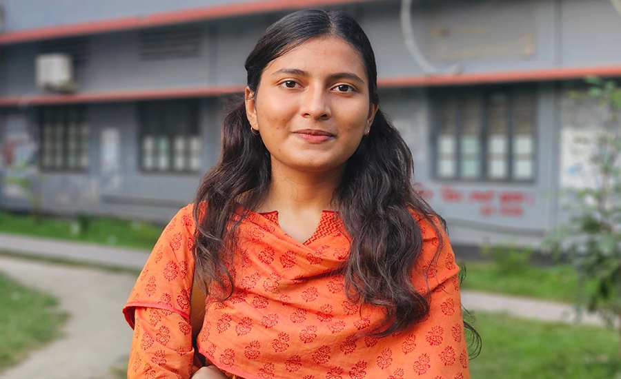 রাকসুর ইতিহাসে প্রথম নারী ভিপি পদপ্রার্থী হিসেবে লড়বেন তাসিন খান 