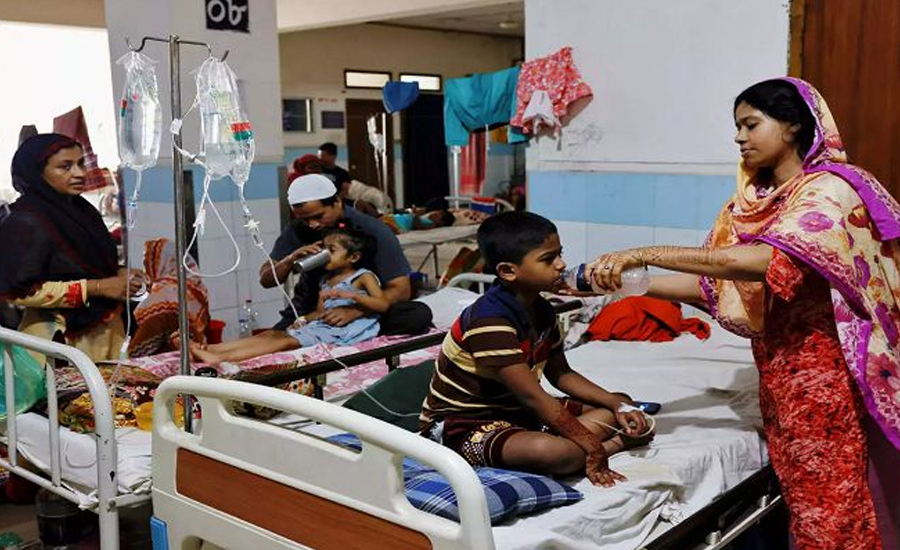 ডেঙ্গু রোগীদের চিকিৎসায় ১২ দফা জরুরি নির্দেশনা