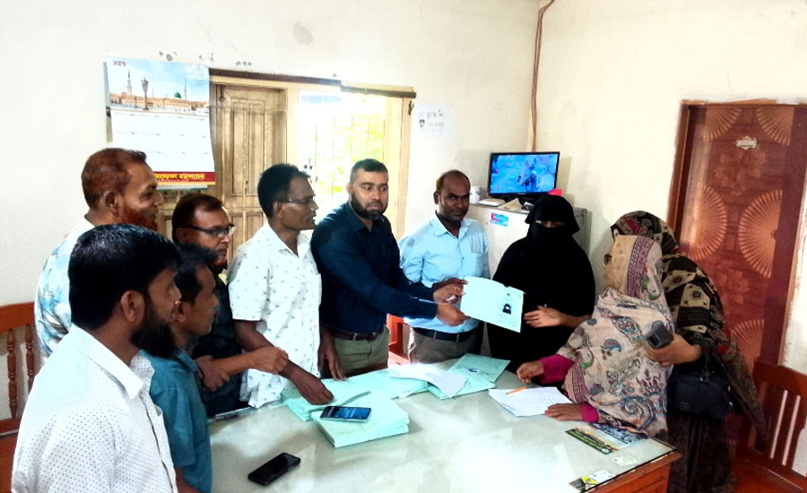 সারাদেশের ন্যায় সাতলা ইউনিয়নের ২৭৫ টি পরিবারের মাঝে ভিডব্লবি কার্ড, বিতরন অনুষ্ঠিত 