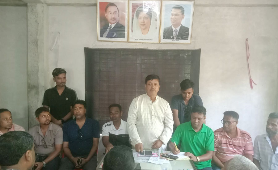 পাইকগাছায় শান্তিপূর্ণভাবে দুর্গোৎসব পালনে এমপি প্রার্থী ডাঃ মজিদের সিসি ক্যামেরা দেওয়ার ঘোষণা 