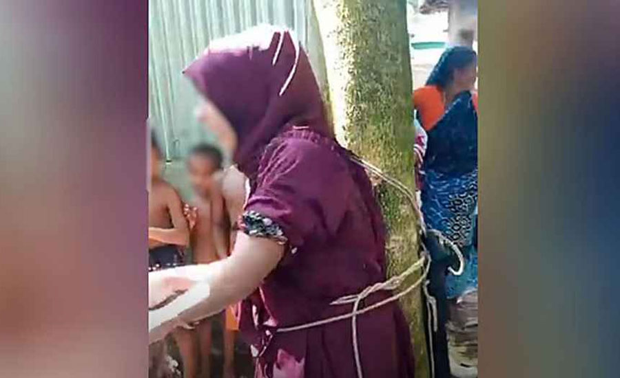 স্ত্রীর স্বীকৃতি চেয়ে অনশনে বসা নারীকে গাছে বেঁধে পেটানোর পর যা ঘটলো