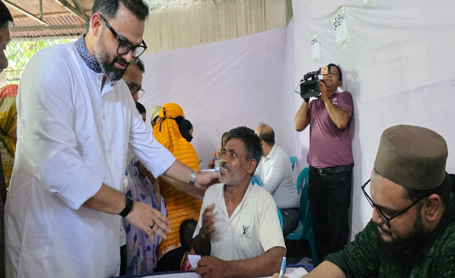 উর্দুভাষীদের স্থায়ী পূর্ণবাসনের প্রতিশ্রুতি দিলেন আমিনুল হক