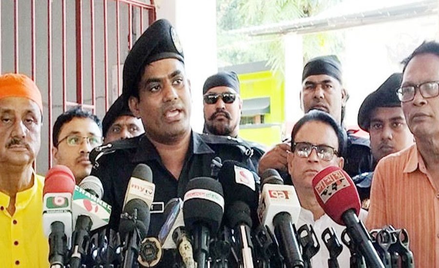 কুড়িগ্রামে শারদীয় দুর্গাপূজা উপলক্ষ্যে নিরাপত্তা ব্যবস্থা গ্রহণে র‍্যাব -১৩ এর প্রেস ব্রিফিং 
