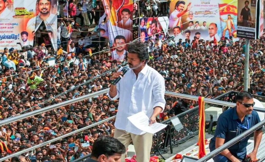 নিজের সমাবেশে প্রাণহানি, আবেগঘন বার্তা থালাপতি বিজয়ের