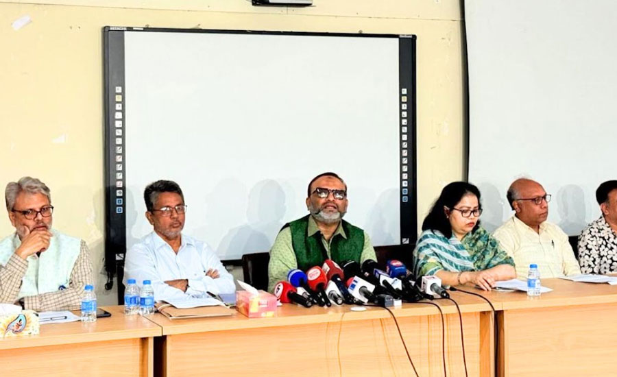 ডাকসু নির্বাচনের ব্যালট পেপার ছাপানো নিয়ে যা বললেন ঢাবি উপাচার্য