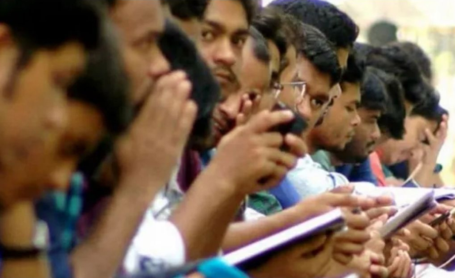 প্রতি তিন স্নাতকের একজন ২ বছর পর্যন্ত বেকার 
