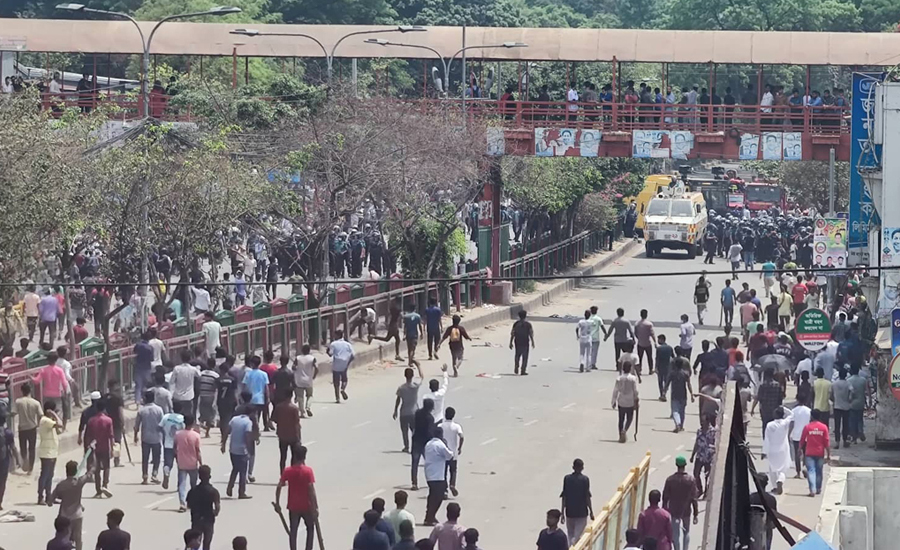 ছাত্র-জনতার ওপর পুলিশের মোট গুলি ৩ লাখ, ঢাকায় ৯৫৩১৩ রাউন্ড