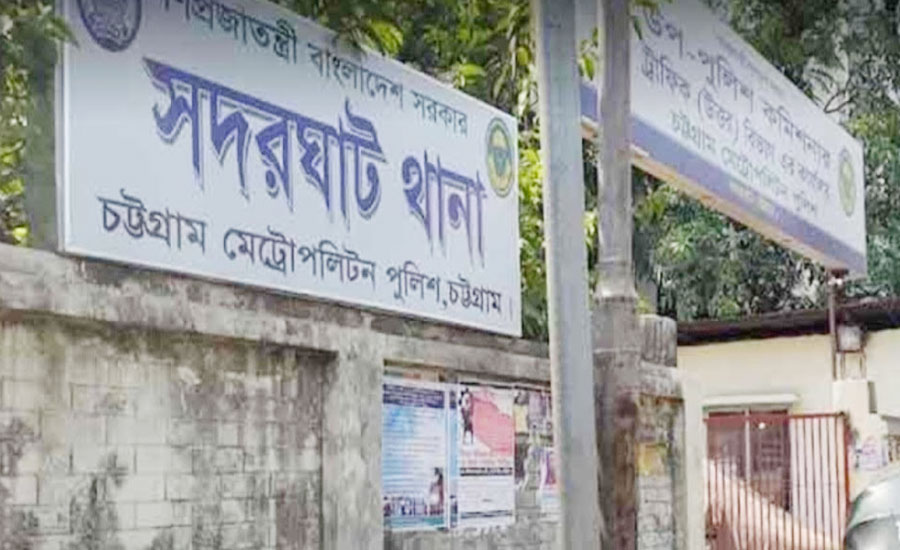 সদরঘাটে মধ্যরাতে গোলাগুলি, গুলিবিদ্ধ কিশোরসহ আহত ৪