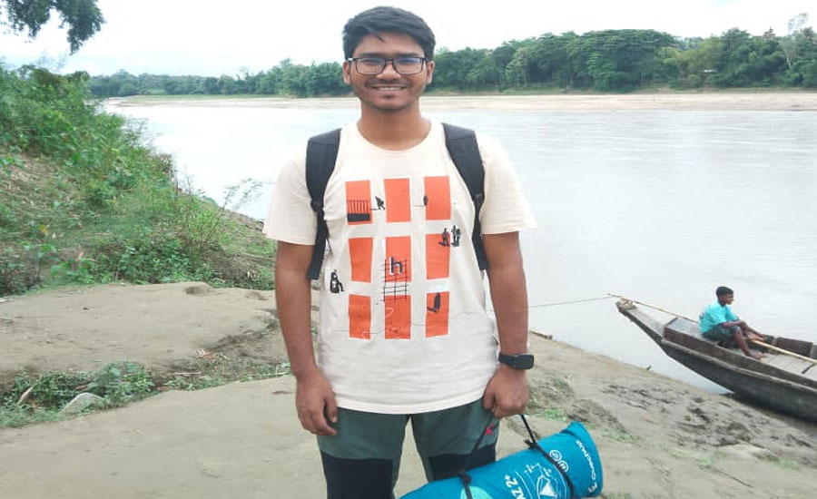 লামায়  নদীতে গোসলে  নেমে পর্যটক নিখোঁজ 