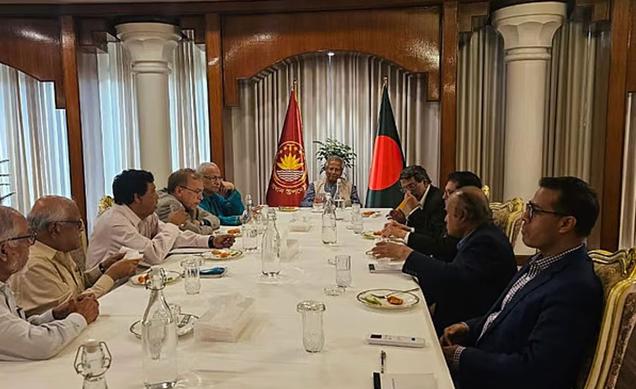 জুলাই জাতীয় সনদের স্বাক্ষর নিয়ে অনিশ্চয়তা, সন্ধ্যায় ‘অতি জরুরি’ বৈঠক