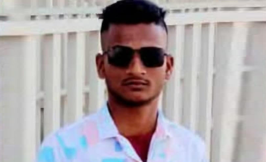 সাতক্ষীরার কালিগঞ্জে প্রেমিকাকে ভিডিও কলে রেখে যুবকের আত্মহত্যা