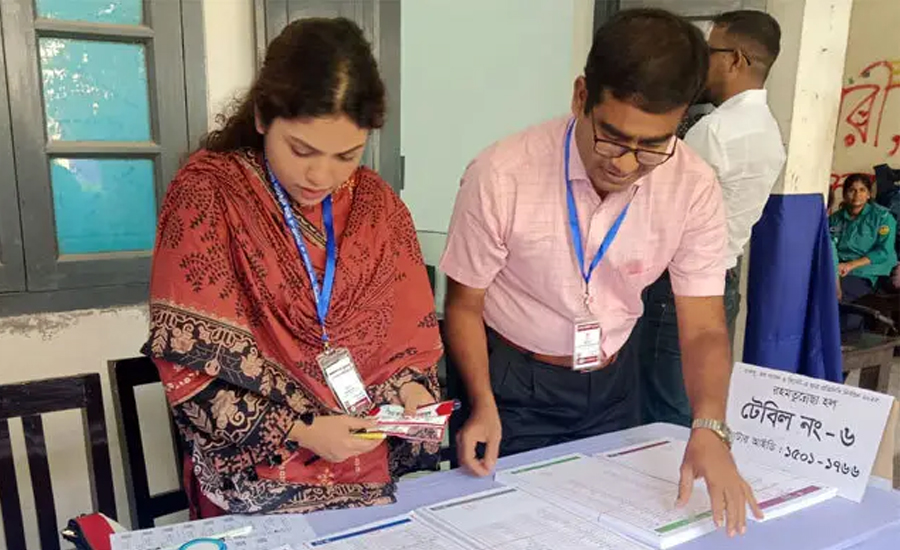 রাকসুতে ভোট পড়েছে ৭২ শতাংশ