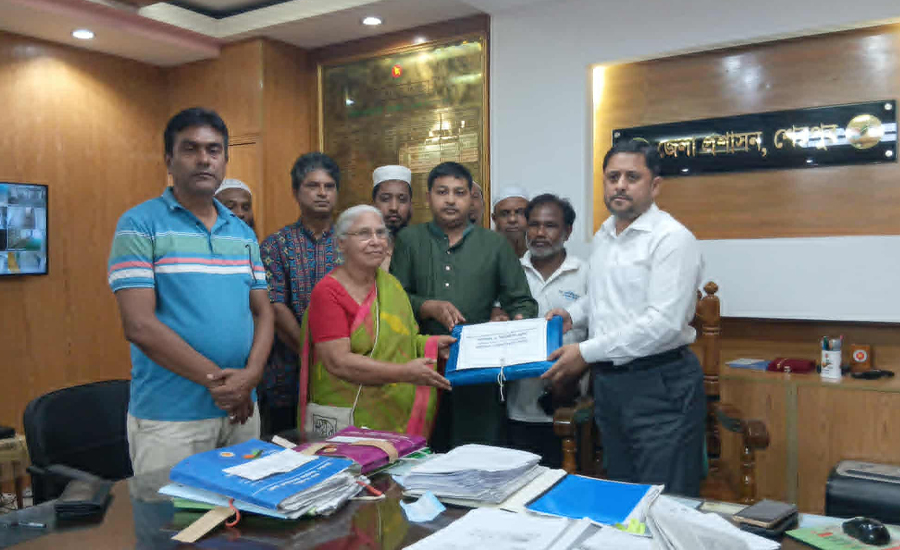 মহারশি নদীর দুই পাড়ে  টেকসই বাঁধ নির্মাণের দাবিতে গণস্বাক্ষর সংগ্রহ ও স্মারকলিপি প্রদান