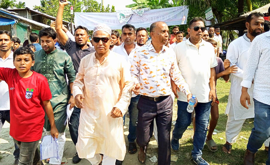 চন্দ্রদ্বীপে মুনির হোসেনের নেতৃত্বে বিশাল মোটরসাইকেল শোভাযাত্রা ও পথসভা