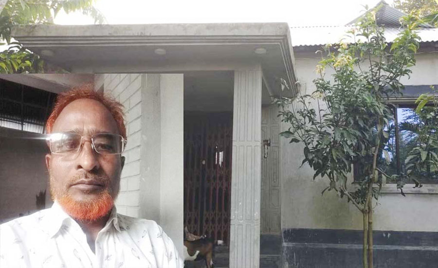 বিয়ে না করেই ছাত্রীর সঙ্গে সংসার, প্রধান শিক্ষক গ্রেফতার