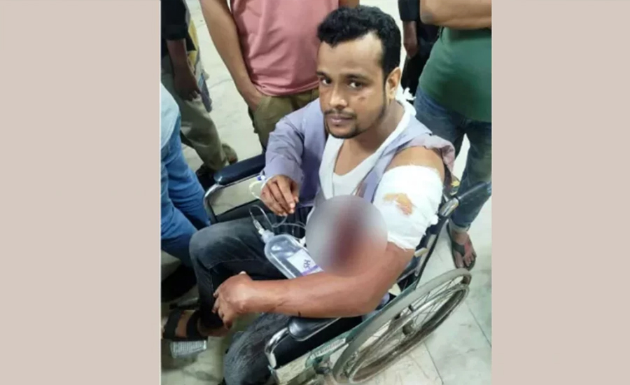 সিআইডি সদস্যকে ছুরিকাঘাত করে মোবাইল-মানিব্যাগ ছিনতাই