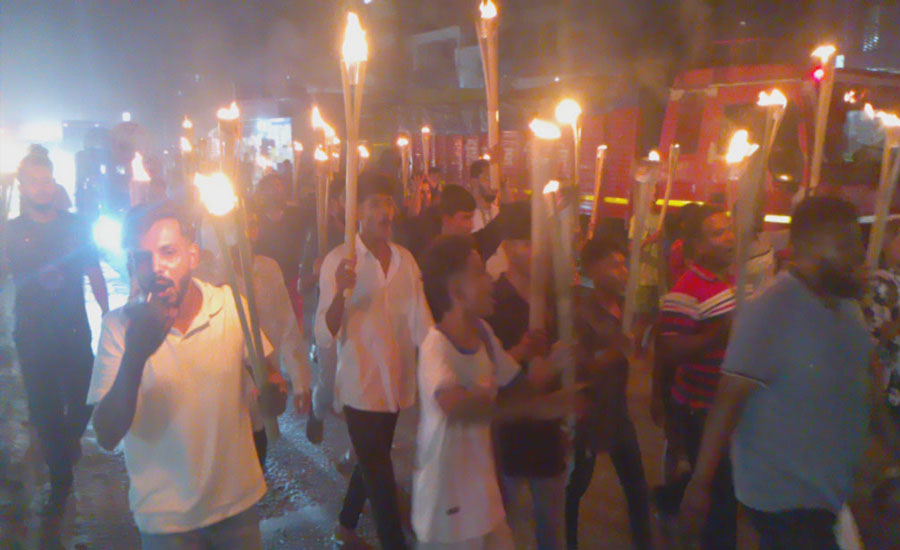 জেলা ঘোষণা ও মামলা প্রত্যাহারের দাবিতে ভৈরবে মশাল মিছিল
