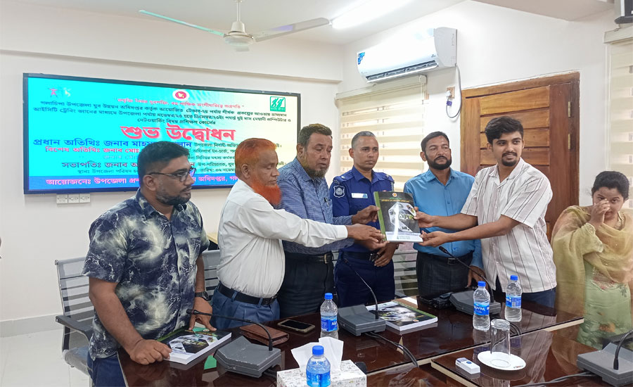 গলাচিপায় যুব উন্নয়নের ভ্রাম্যমাণ ভ্যানের মাধ্যমে কম্পিউটার প্রশিক্ষণ উদ্বোধন 