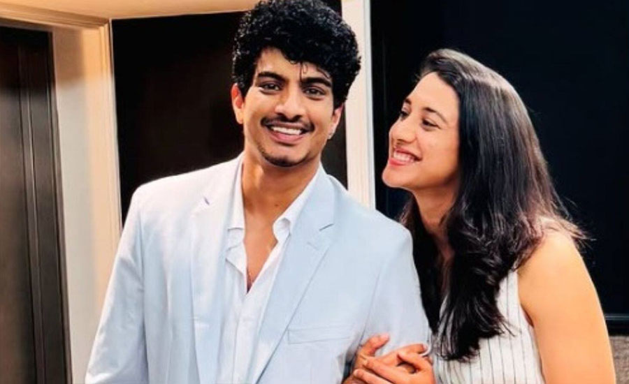 বিশ্বকাপ জিতে বিয়ের পিঁড়িতে বসছেন স্মৃতি মান্ধানা, পাত্র কে এই পলাশ