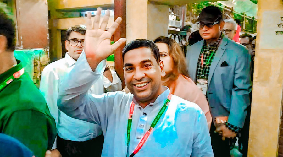 বাগমারায় ধানের শীষের মনোনয়ন পেলেন ডিএম জিয়া