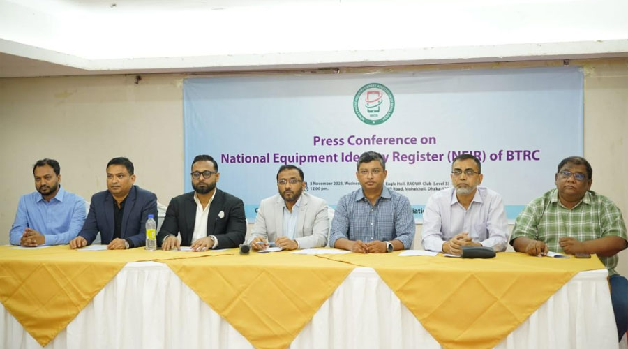 বাজারের ৬০ শতাংশ মোবাইল অবৈধ!