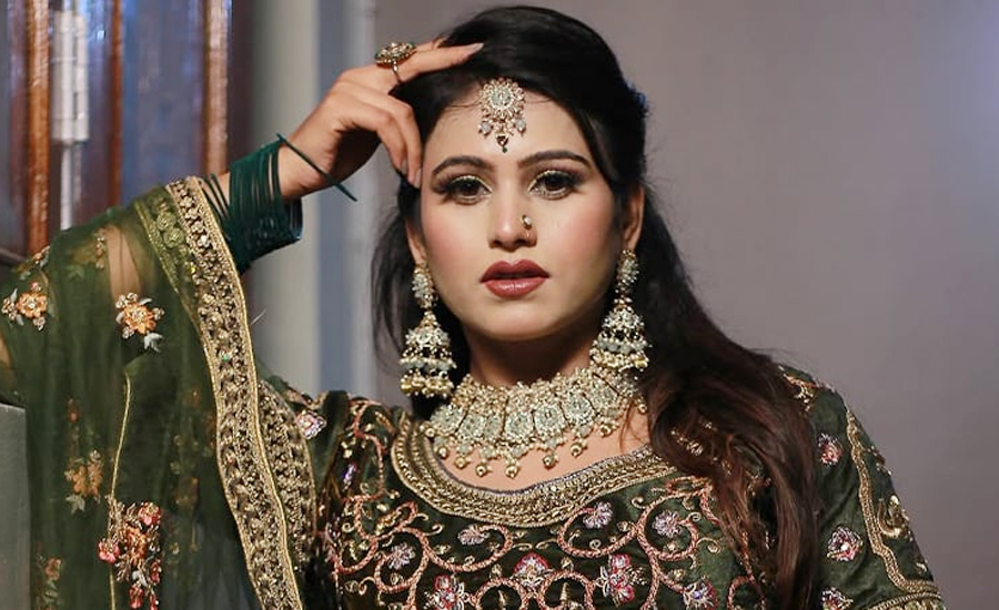 মডেলের রহস্যজনক মৃত্যু, মরদেহ হাসপাতালে রেখে পালালেন প্রেমিক