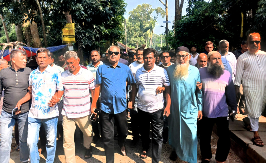 আ'লীগের সন্ত্রাস ও নৈরাজ্যের প্রতিবাদে উজিরপুর পৌর বিএনপির উদ্যোগে বিক্ষোভ মিছিল 