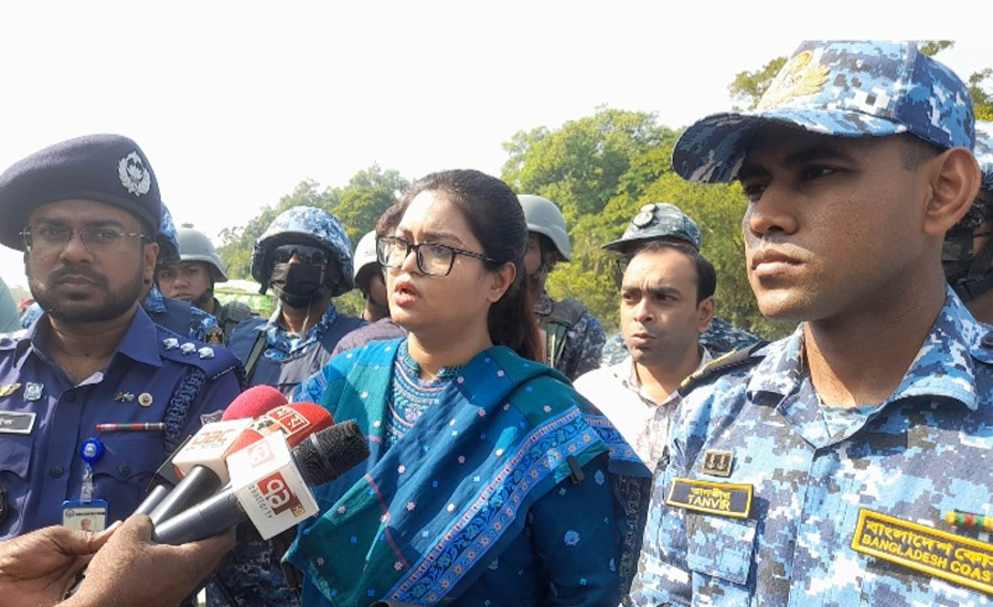সুন্দরবনে পর্যটকবাহী নৌযান চলাচলে কোস্টগার্ড নৌবাহিনীর নজরদারি 