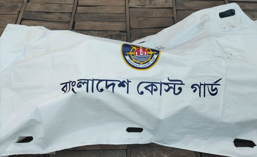 রুপসা নদীতে পড়ে নিখোঁজ ট্রলার যাত্রীর মৃতদেহ উদ্ধার করেছে কোস্টগার্ড