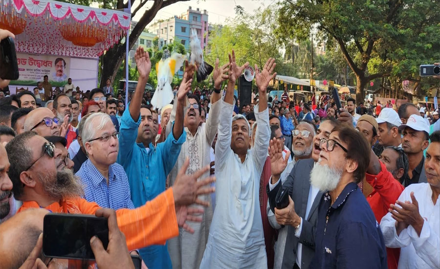 তারিকুল ইসলাম স্মৃতি আন্তঃইউনিয়ন ফুটবলের পর্দা উঠল যশোরে