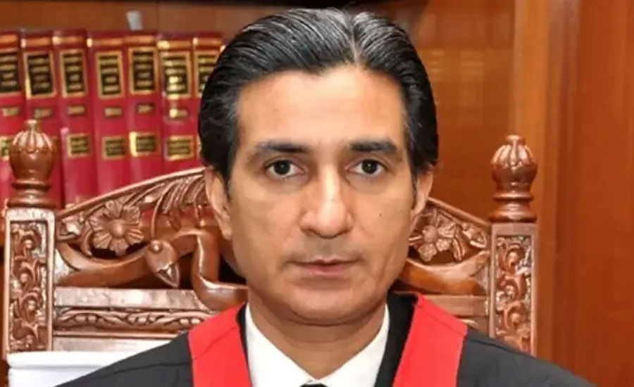 পাকিস্তানে সংবিধান সংশোধন নিয়ে বিতর্ক, আরও এক বিচারপতির পদত্যাগ