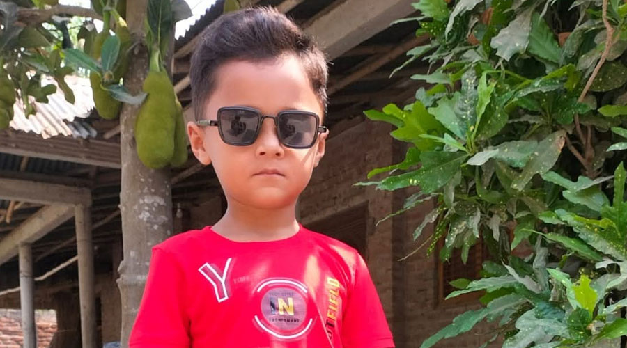 বাগমারায় অটোভ্যানের ধাক্কায় শিশুর মর্মান্তিক মৃত্যু