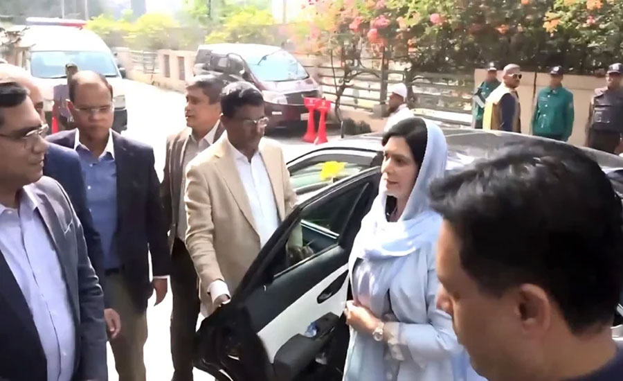 দেশে পৌঁছে খালেদা জিয়াকে দেখতে এভারকেয়ারে জুবাইদা