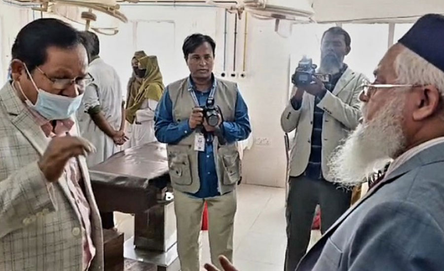 স্বাস্থ্যের ডিজির সঙ্গে তর্কে জড়ানো চিকিৎসককে দায়িত্ব থেকে অব্যাহতি, শোকজ