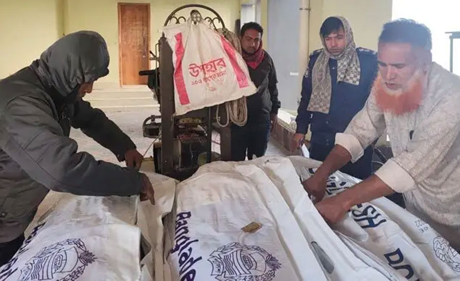 ফরিদপুরে গভীর রাতে বাসচাপায় মোটরসাইকেলের ৩ আরোহী নিহত