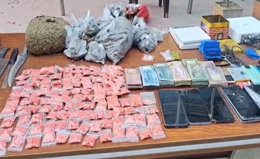 কাশিমপুরে যৌথ বাহিনীর অভিযানে ৮ মাদক ব্যবসায়ী গ্রেপ্তার