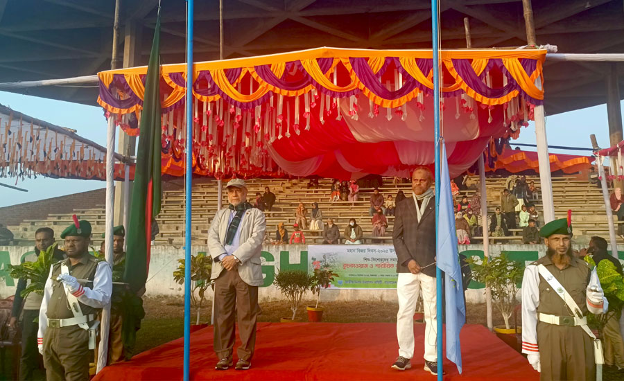 '১৭বছর ফ্যাসিস্টরা এই বাংলায় ফেরাউনের রাজত্ব কায়েম করেছিল'- বাকৃবি উপাচার্য 