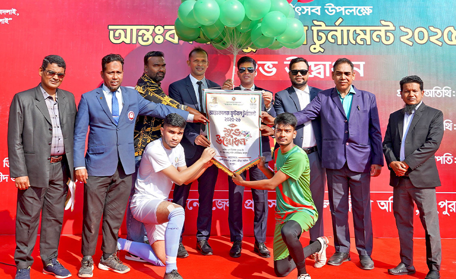 রংপুরে আন্তঃকলেজ ফুটবল টুর্নামেন্টের উদ্বোধন