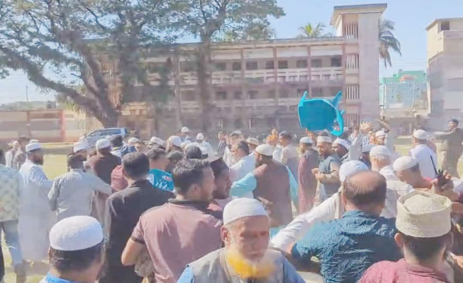 রামগঞ্জে ‘ভোটের মাঠে নির্বাচন ২০২৬’ আলোচনা সভায় ধাওয়া পাল্টা ধাওয়া, আহত অন্তত ৫